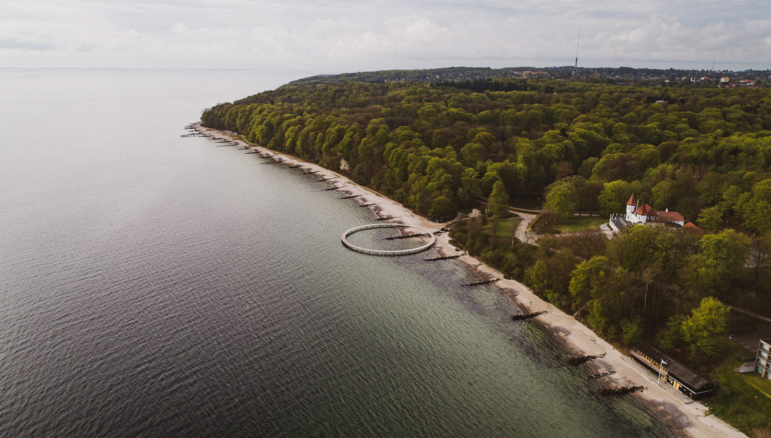Den Uendelige Bro og Marselisborgskoven